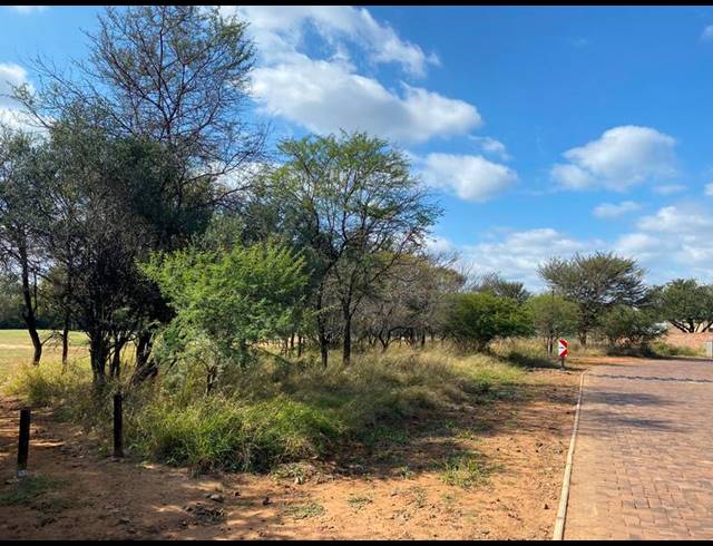 LAND FOR SALE IN CHROOM PARK